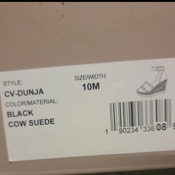 NIB Adorable Crown Vintage Black cow suede wedges sz 10. - Picture 9 of 9
